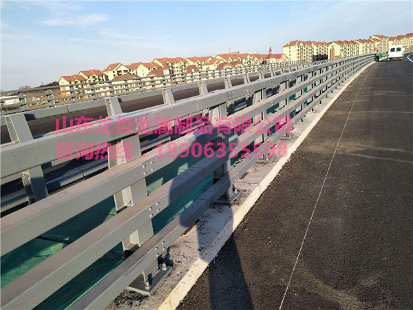 橋梁防撞護欄，防撞欄桿